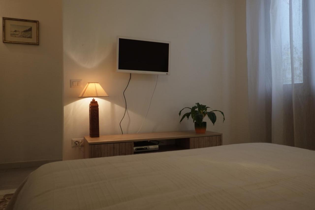 Villa Serra B&B Iun E6769 Oristano Exteriér fotografie